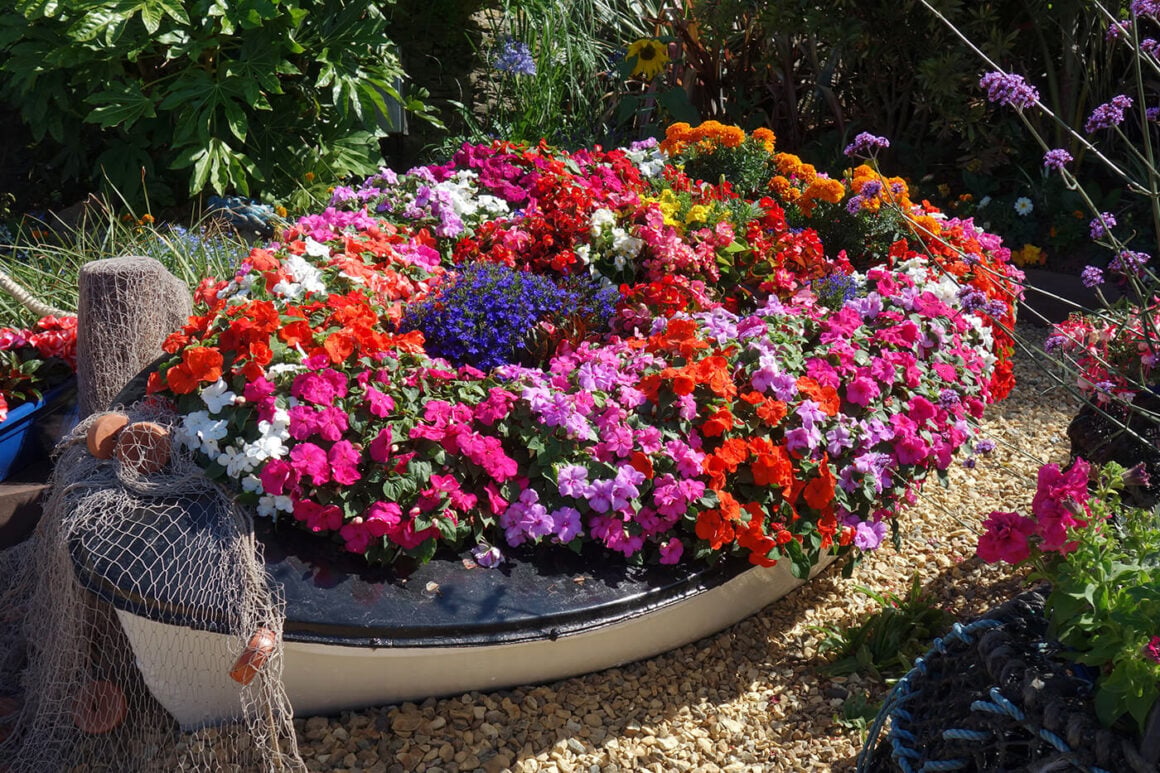 Adding Landscape Accessories Landscape rock accessories
