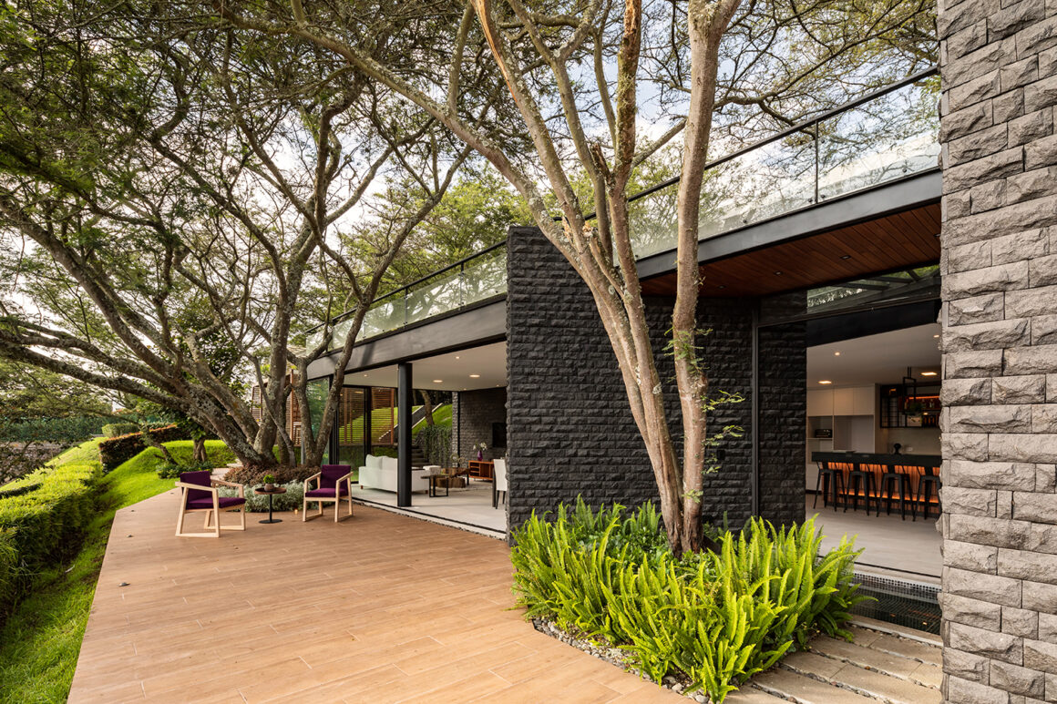 A1 Arquitectura Avanzada Honored for Best Villa Architecture in Ecuador A1 Arquitectura Avanzada