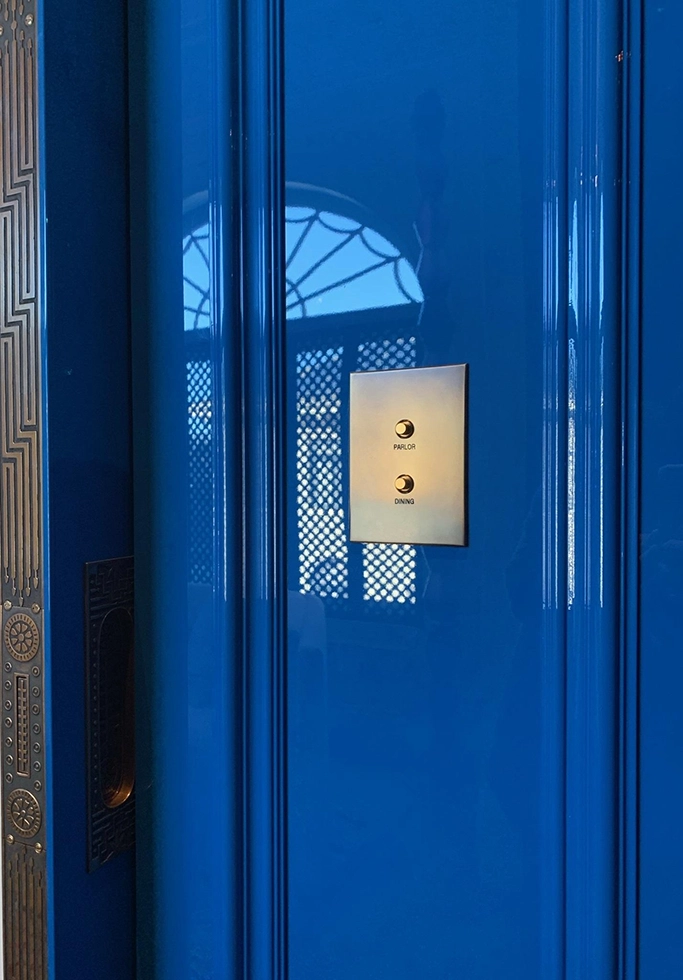 Meljac antique brass NA finish. Photo credit Jean-Luc Deschaine Meljac antique brass NA finish. Photo credit Jean-Luc Deschaine