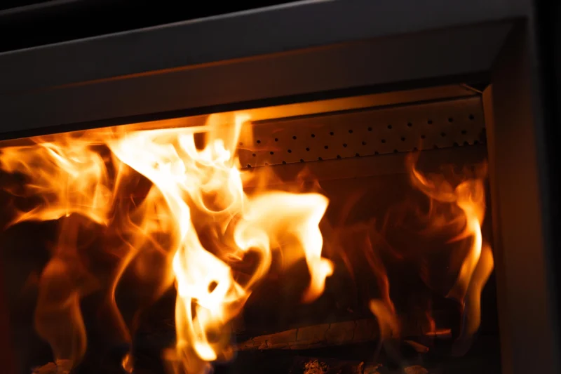 Stûv s6-H Iconic Wood Stove. Photo Credit Anthony Rodier Stûv s6-H Iconic Wood Stove. Photo Credit Anthony Rodier